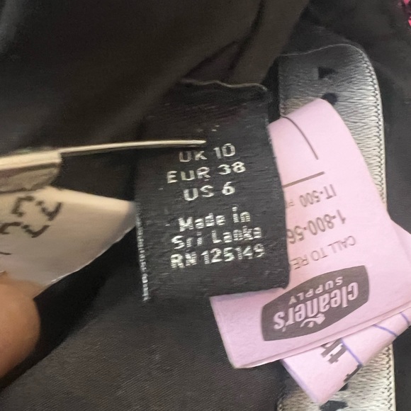 Top Shop Pink Leopard Sequin Bell Sleeve Top US 6 - Picture 3 of 7